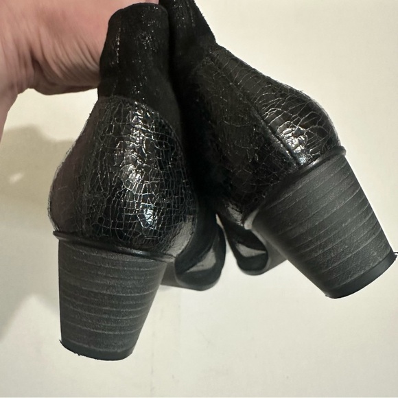 Un Tour En Ville Stylish Black Patent Metallic Leather Ankle Boots Sz 42 / US 11 - Picture 10 of 14